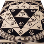 AUM_Decke_Tuch_X_50dccb9386a9a.png